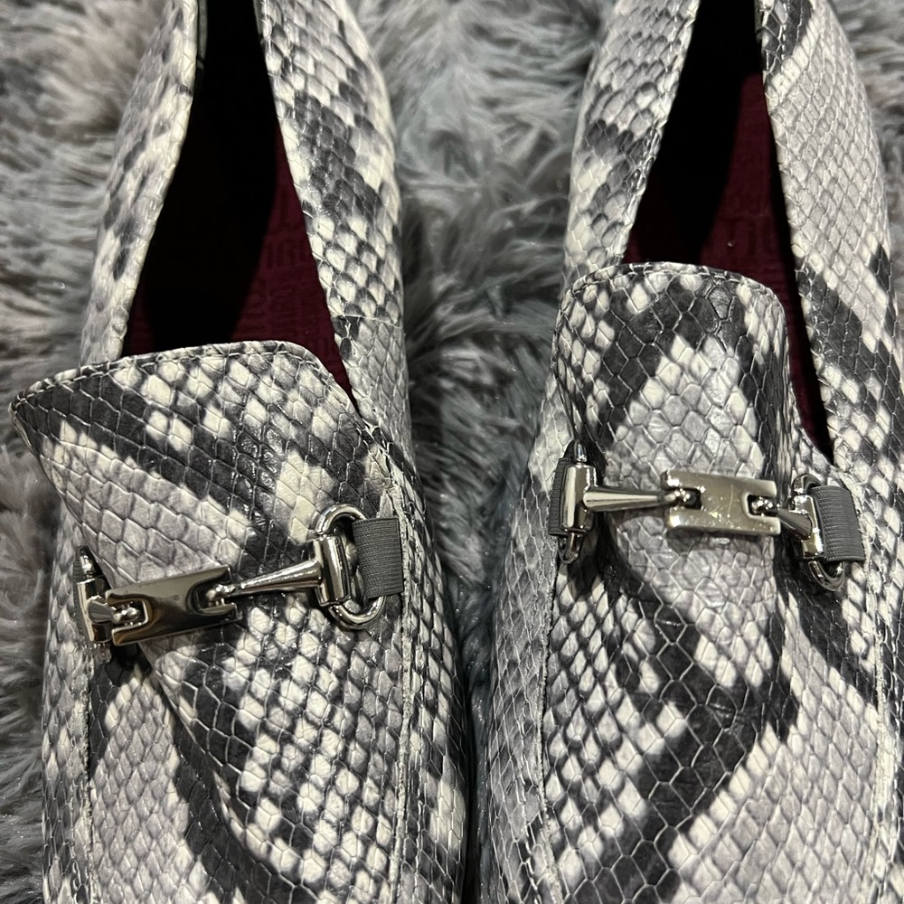 Snake Print loafer Super Cute - Picture 2 of 8